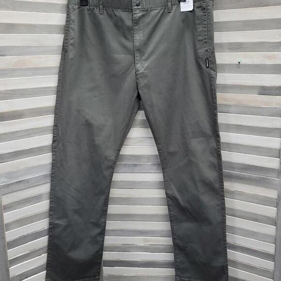 Men's Comfort Straight Fit Chino Pants | DENIZEN® from Levi's | XXL - Picture 1 of 9